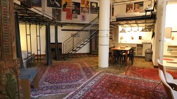 Bügeleisen/Bügelbrett, WLAN, Bettwäsche