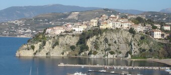 Apartment with a beautiful panoramic terrace on the Cilento coast