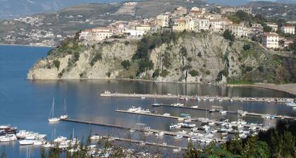 Apartment with a beautiful panoramic terrace on the Cilento coast