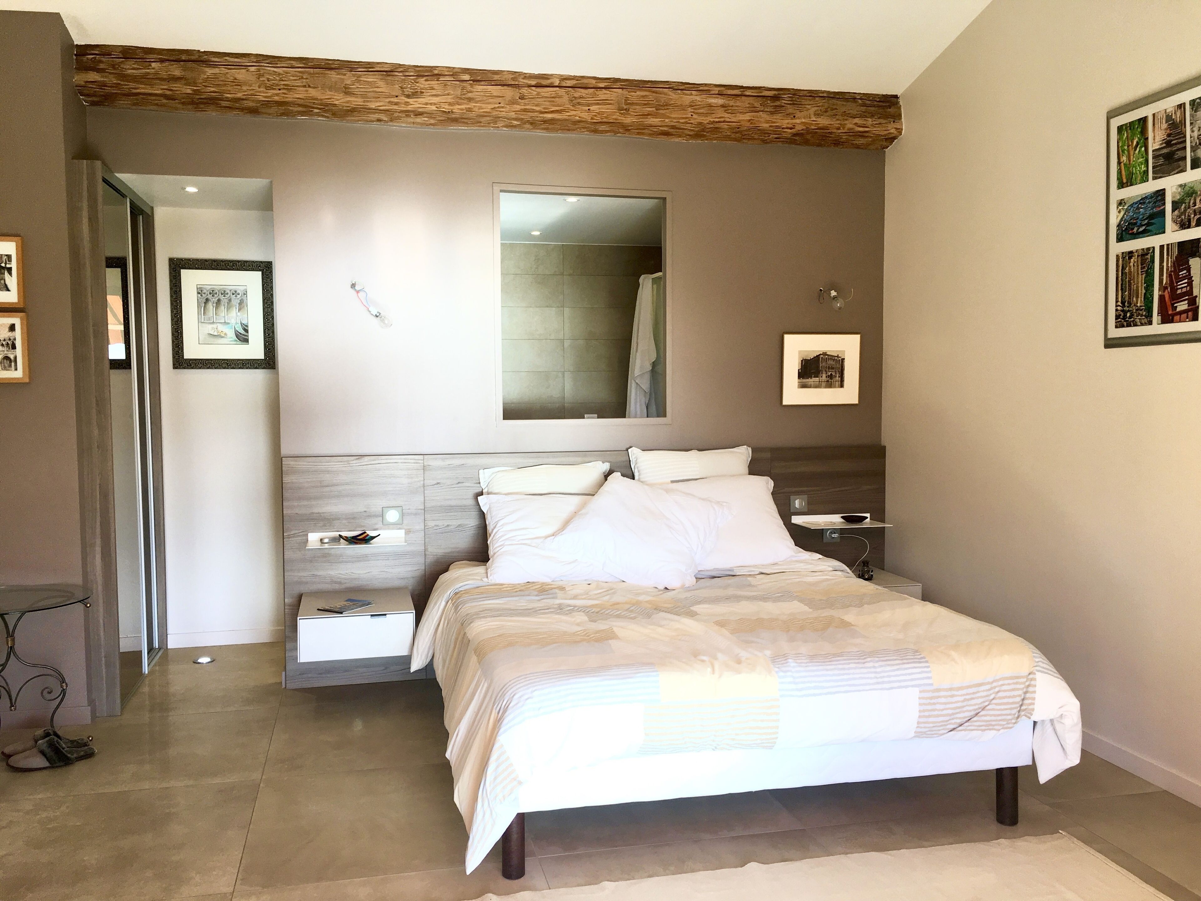 4 chambres, fer et planche à repasser, Wi-Fi gratuit, draps fournis