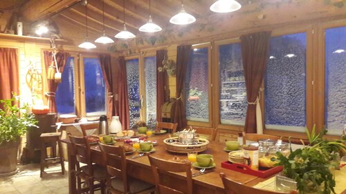 Maison de famille et d'artiste. Vercors tout confort. Randonnée. Raquettes