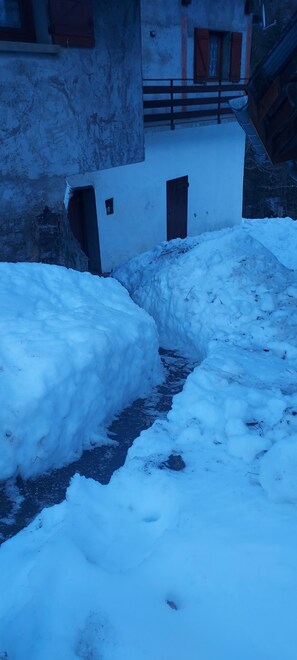 Exterior detail - ALLEMONT CHALET OLLE 72 m2 Oisans Vaujany Alpe d'Huez 8 or 16 couchag (Allemond)