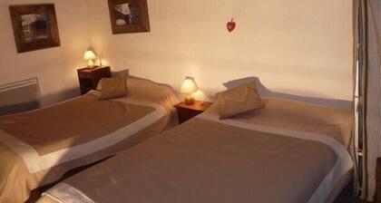 Allemont CHALET OLLE 72 m2 Oisans Vaujany Alpe d'Huez 8 oder 16 couchag