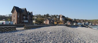 !Studio en Rez de jardin a 50 mÚtres de la mer,avec un extérieur!"Les Mouettes"