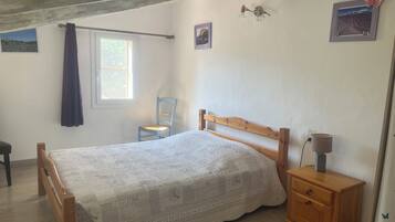 1 makuuhuone, silitysrauta/-lauta, Wi-Fi