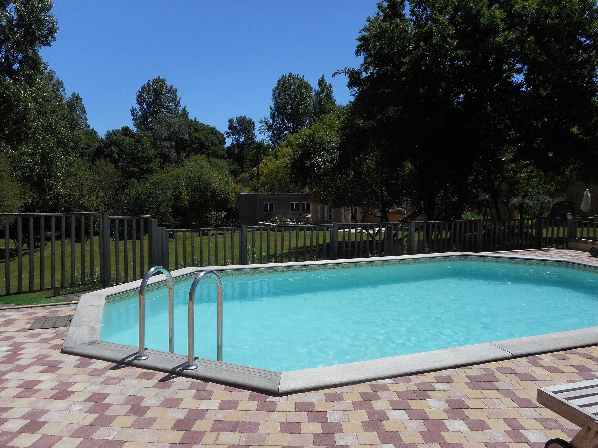 Piscine extérieure, piscine chauffée