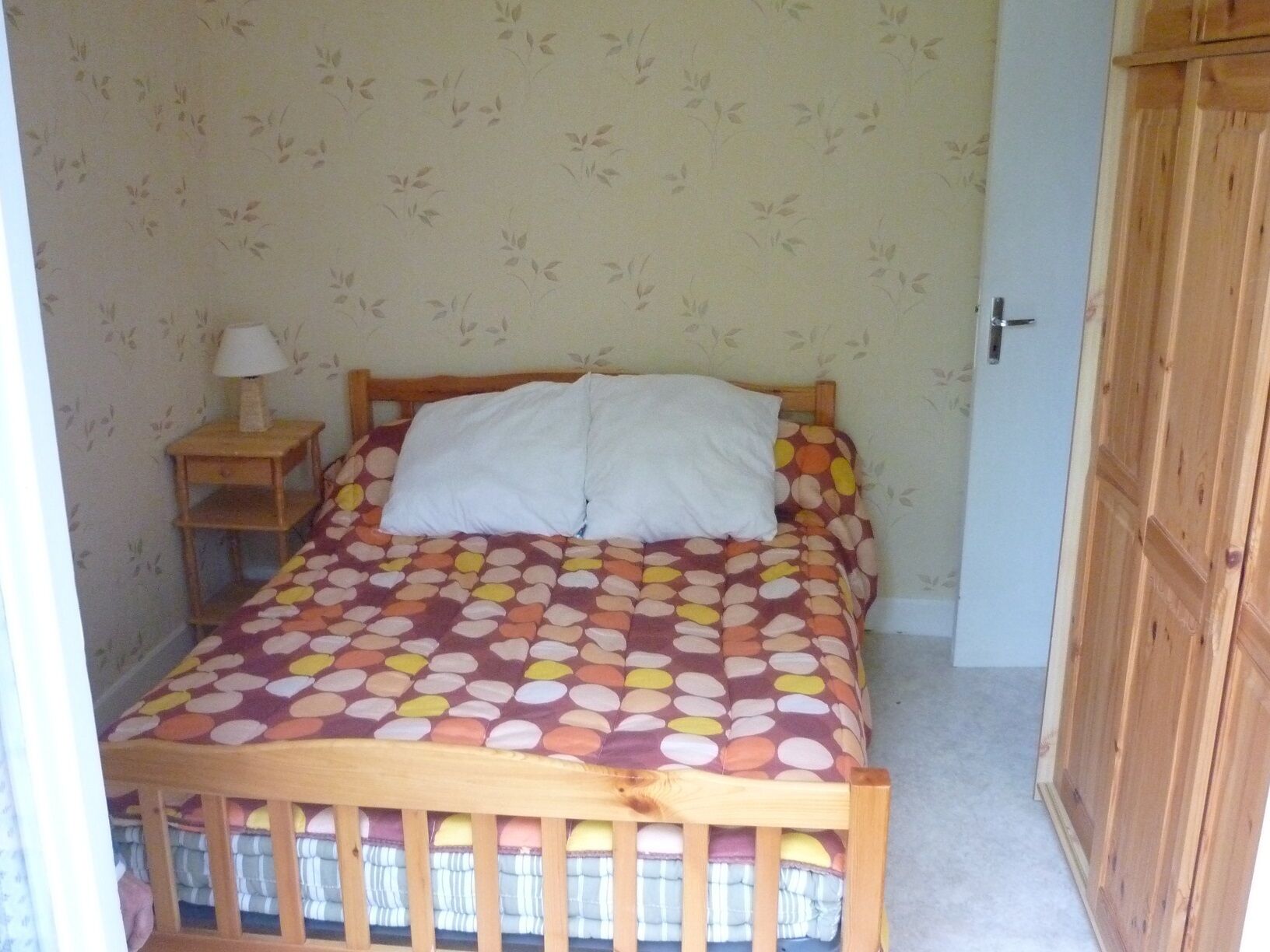 Cottage 4/5 people in Arlet "in a green setting"