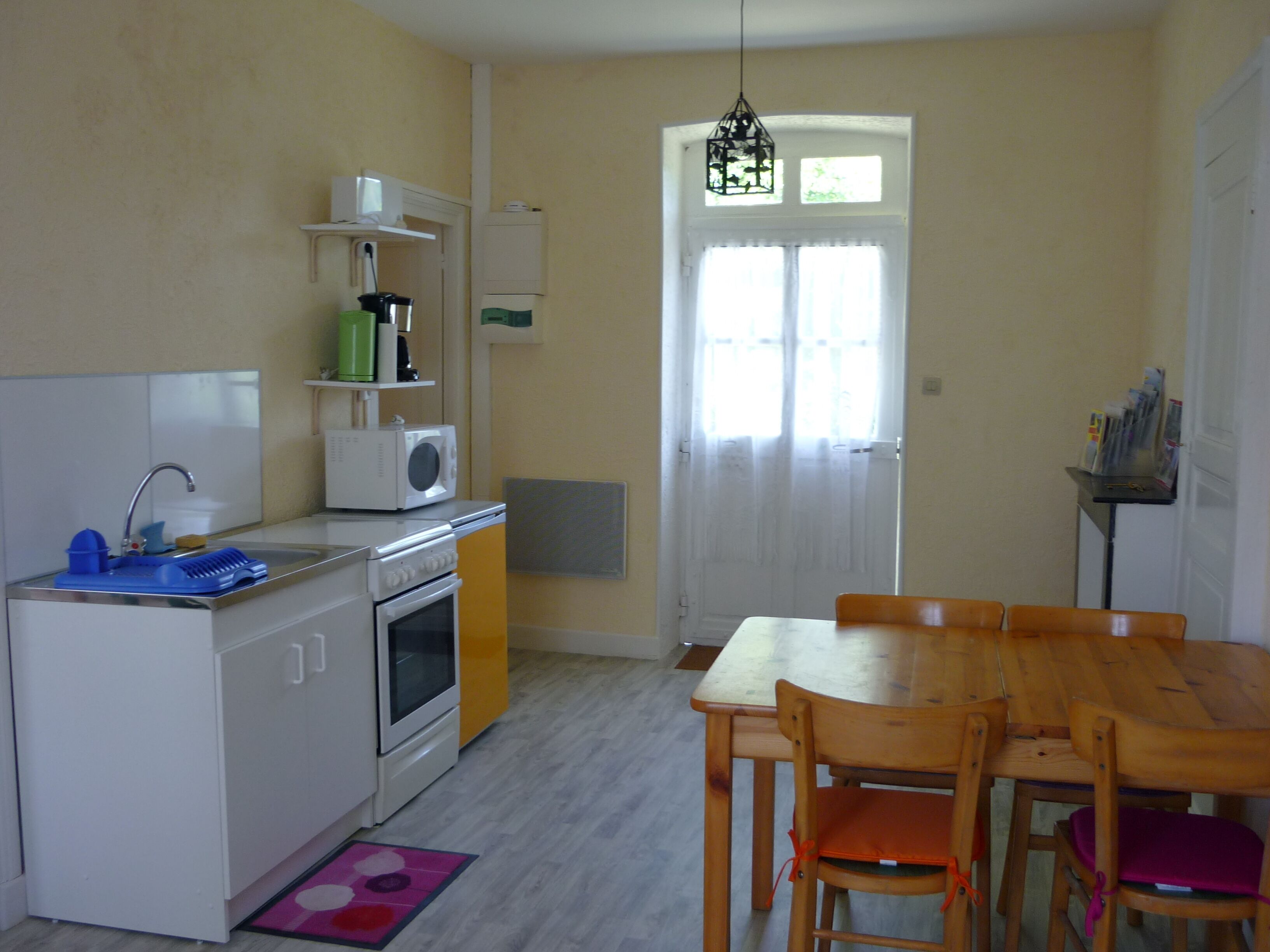 Cottage 4/5 people in Arlet "in a green setting"