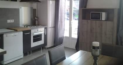 Villa " Le Clos du Maquignon " Clim,wifi,piscine privée,8 pers