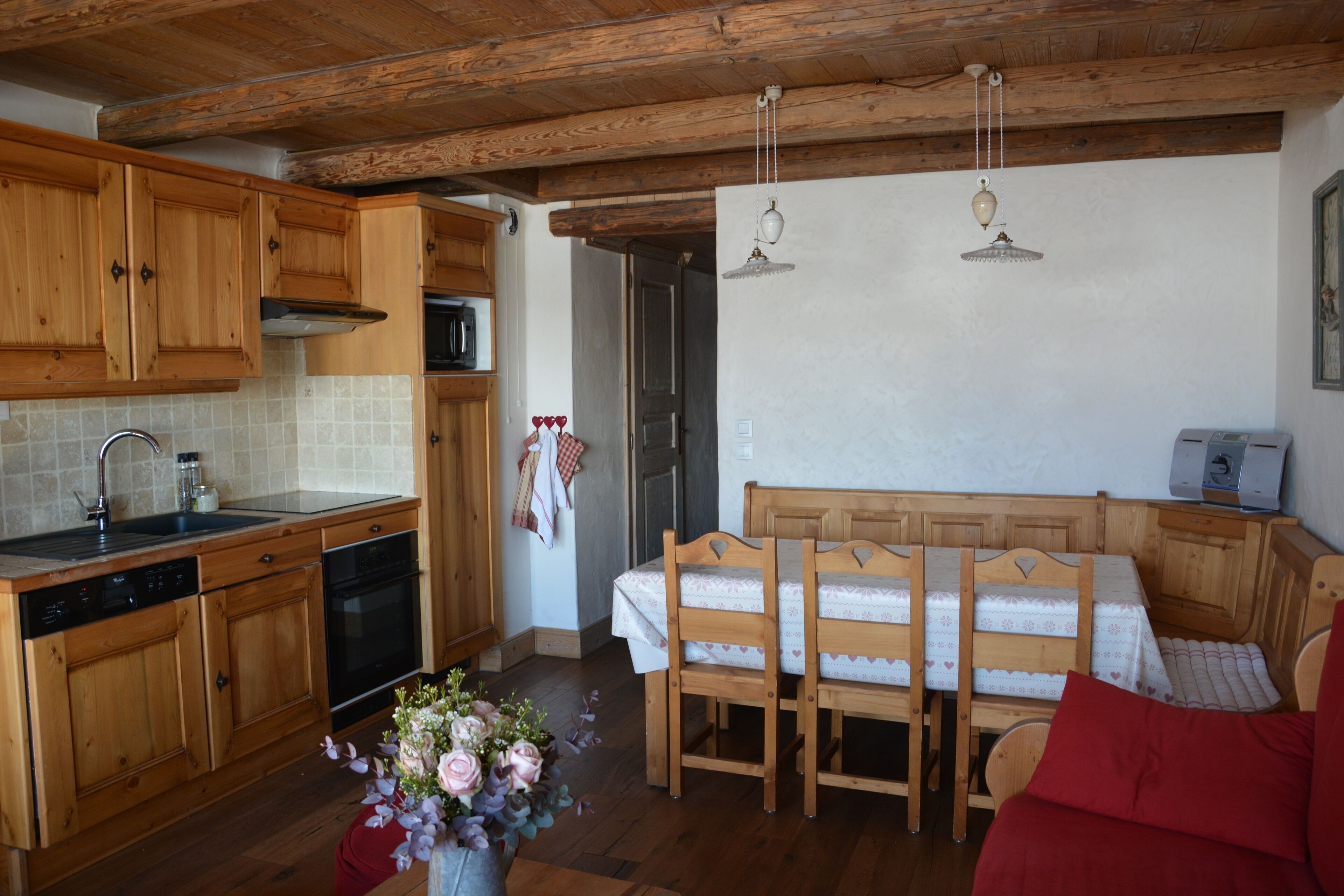 Charming apartment with garage - resort center