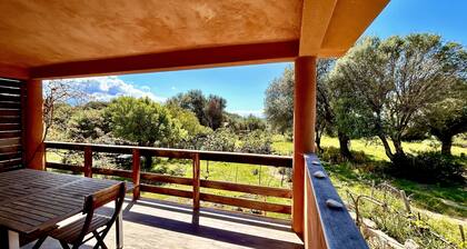 MAISON CASA ROSSA, F2, 37m2+terrasse couverte 20m2, Clim, Wifi ,parking.