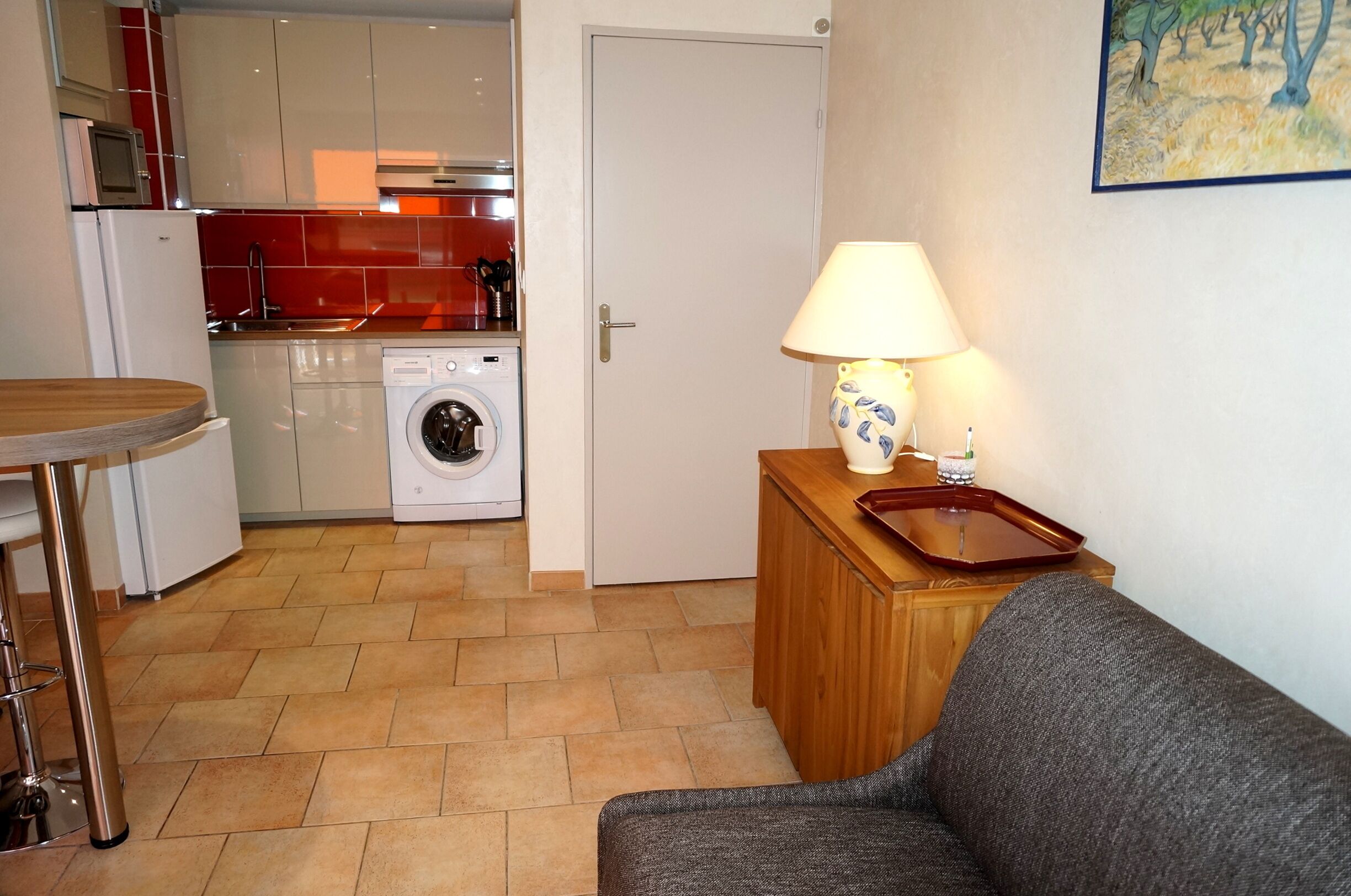 apartment 2 steps from the beach of la Favière  