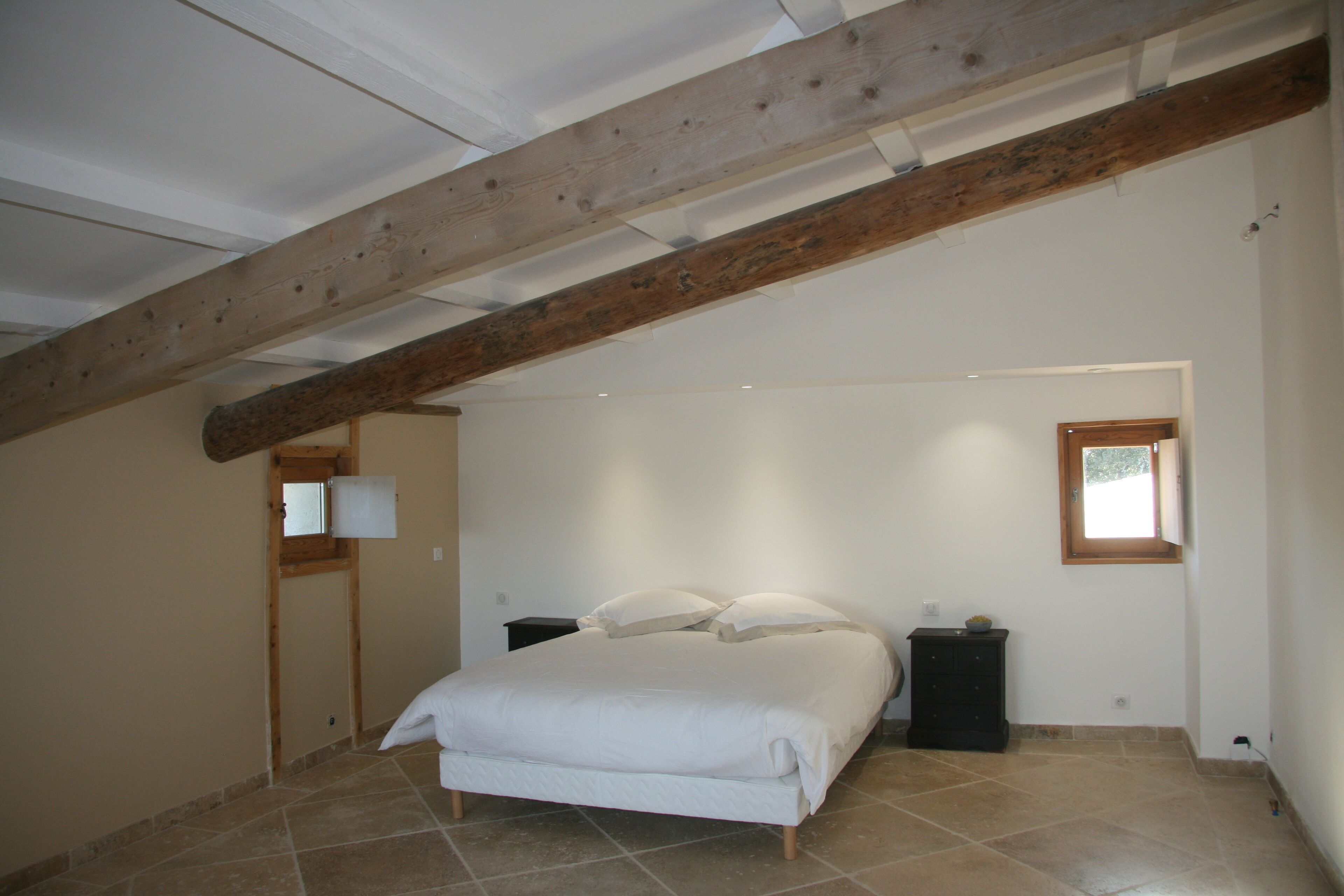 Provencal country house on 200 hectare estate