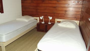 2 bedrooms, free WiFi, bed sheets