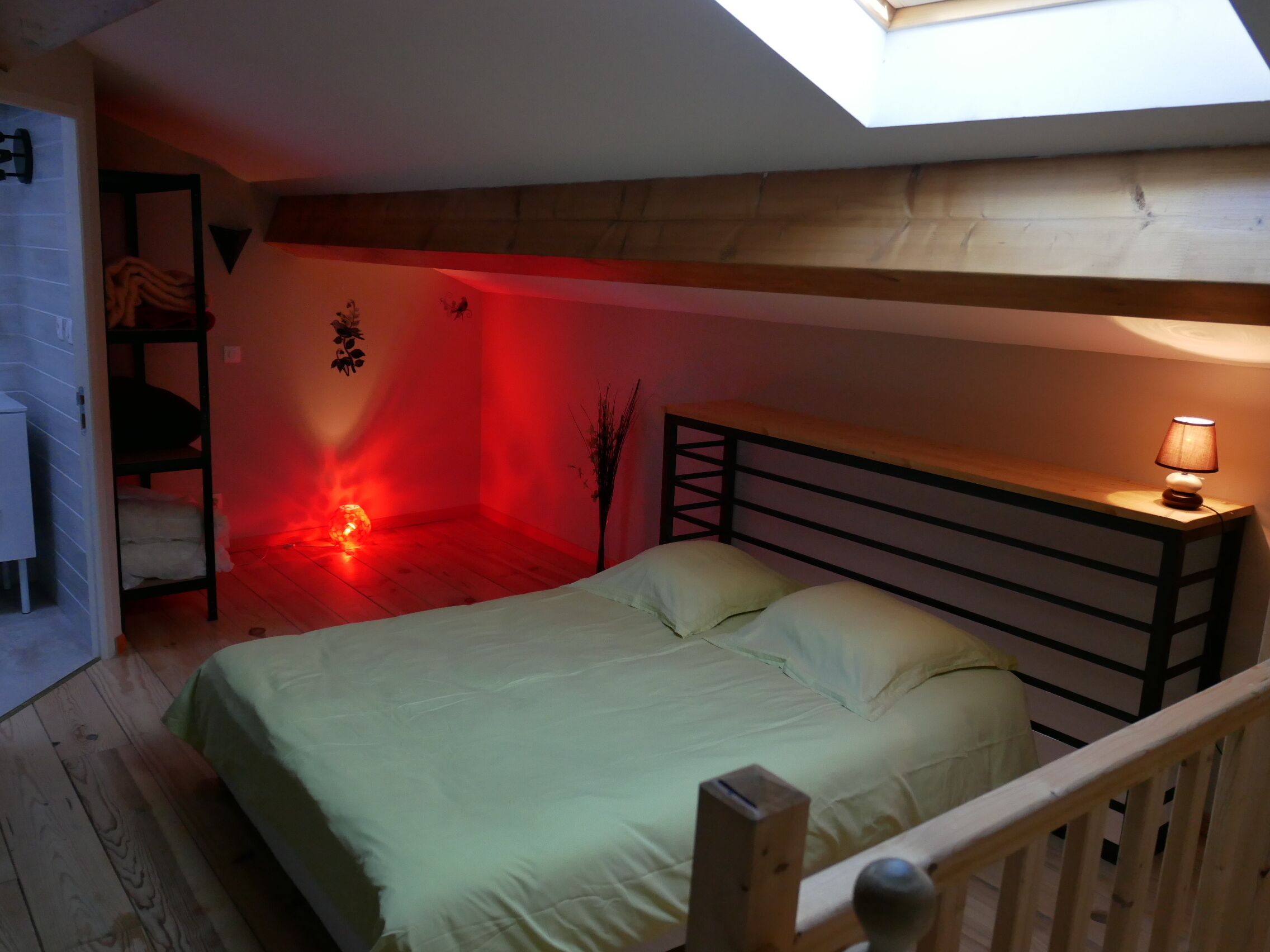 Gite in Lanas for 2 people 100m from the Ardèche river