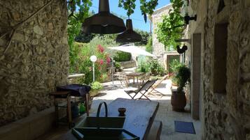 Restauration extérieure