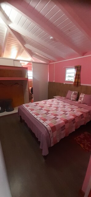 6 chambres, Wi-Fi gratuit, draps fournis