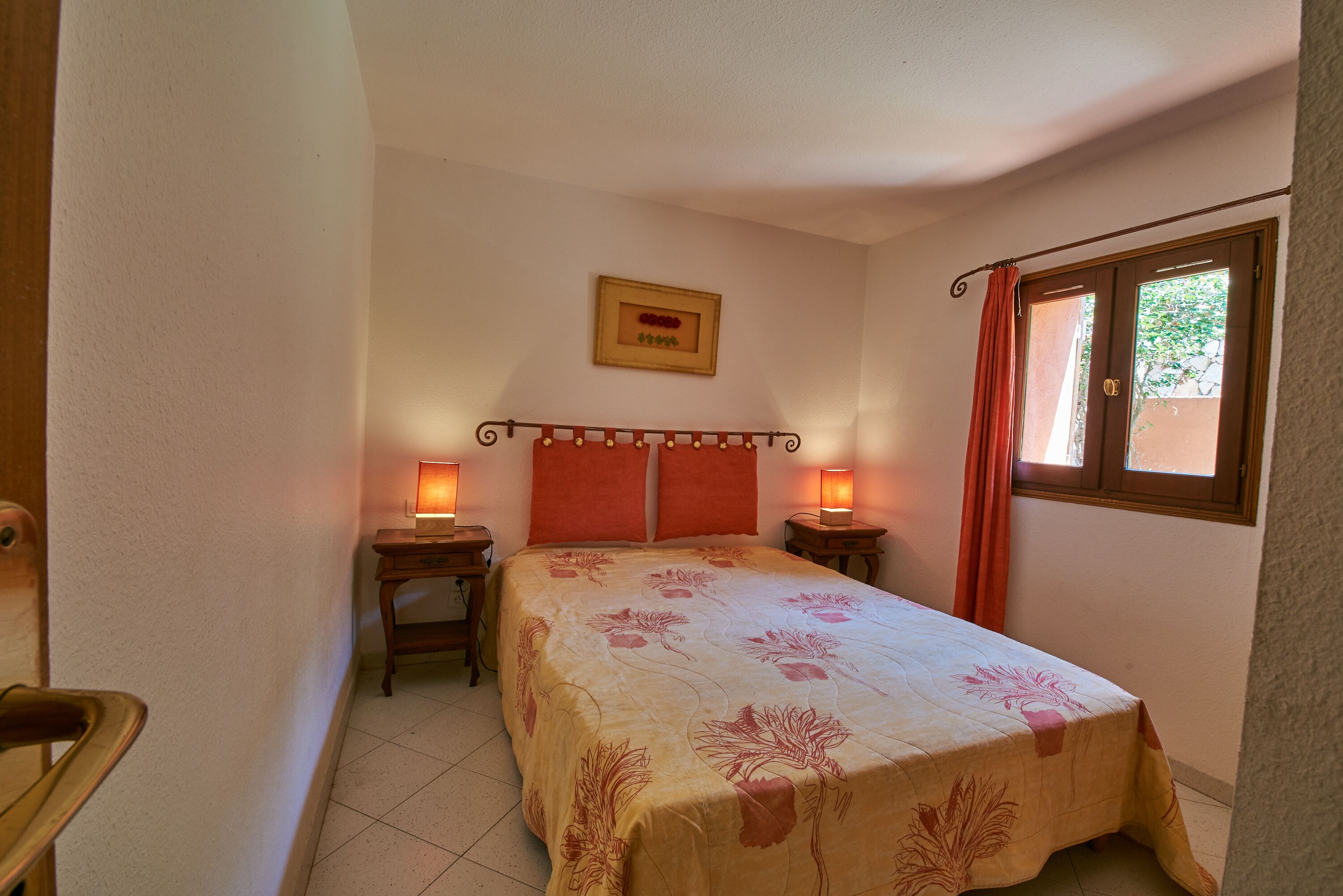 L'Olivier house with swimming pool for 4/6 people