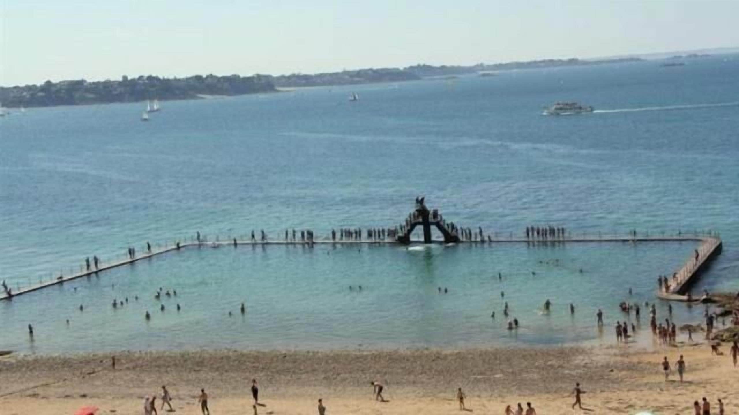 La piscine de la plage