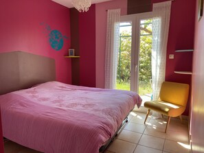 5 Schlafzimmer, Bügeleisen/Bügelbrett, Reisekinderbett, kostenloses WLAN