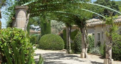 Ferienunterkünfte Villa Drossa Fontanilles