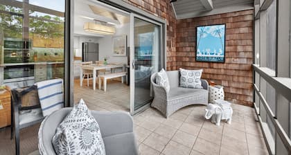 Ideal Weekend Getaway! Only 200 Yards to Beach, Popular East Beach Area!