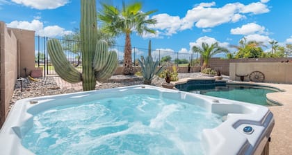 Stunning sunset and Golf course views from the pool deck!