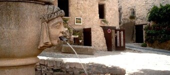 Fully air-conditioned, comfortable villa with private heated pool.