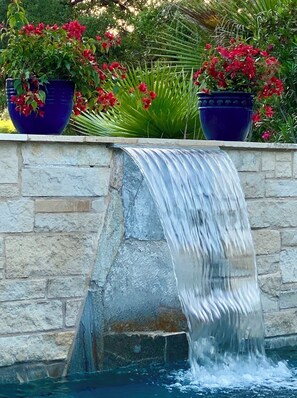 Property grounds - Waterfall, Pool, Cabana, Party Pavilion, Kayaks, King Beds, Tropical Oasis! (Concan)