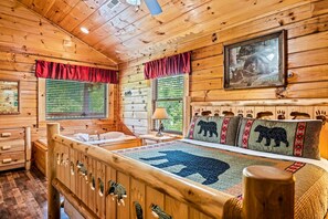 2 bedrooms, iron/ironing board, travel cot, free WiFi