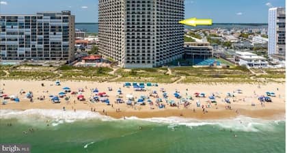 Merinäköala ja näkymä lahdelle (uusittu)