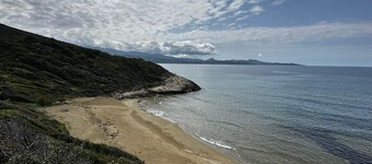 Villa with exceptional view 2 minutes walk from Farinole beach 