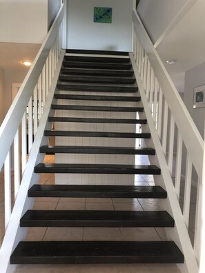 Interior - Walk to IMG. 15 min drive to Beach. 3.5K sq ft Pool Home. Sleeps 12. (Bradenton)