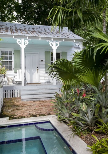 Historic Old Town  Key West Cigarmaker's Cottage - Cigar House, Sleeps 4