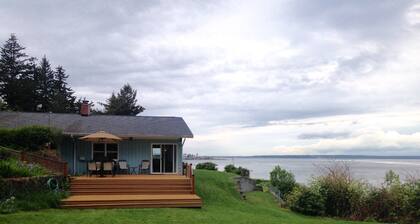 Family Home with Private Beach and Stunning Mountain Views