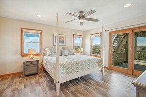 6 bedrooms, desk, free WiFi, bed sheets - Cheerio - Oceanfront Escape with Private Pool, Elevator, Hot Tub, & Game Room (Salvo)