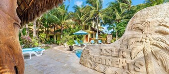 Villa #4 - Isla Retreats | Tropical Gardens + Pool