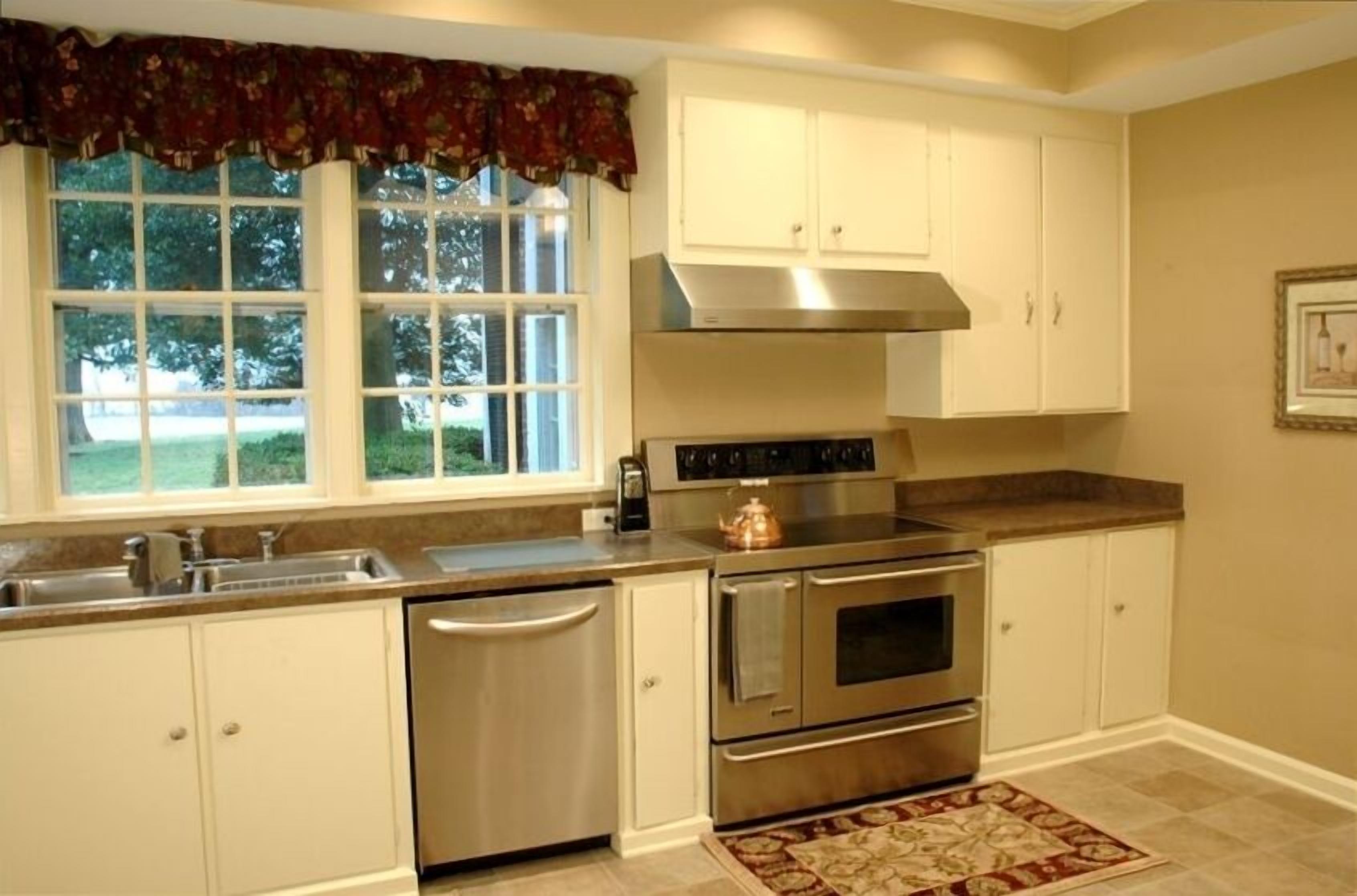 Beautiful Waterfront Estate