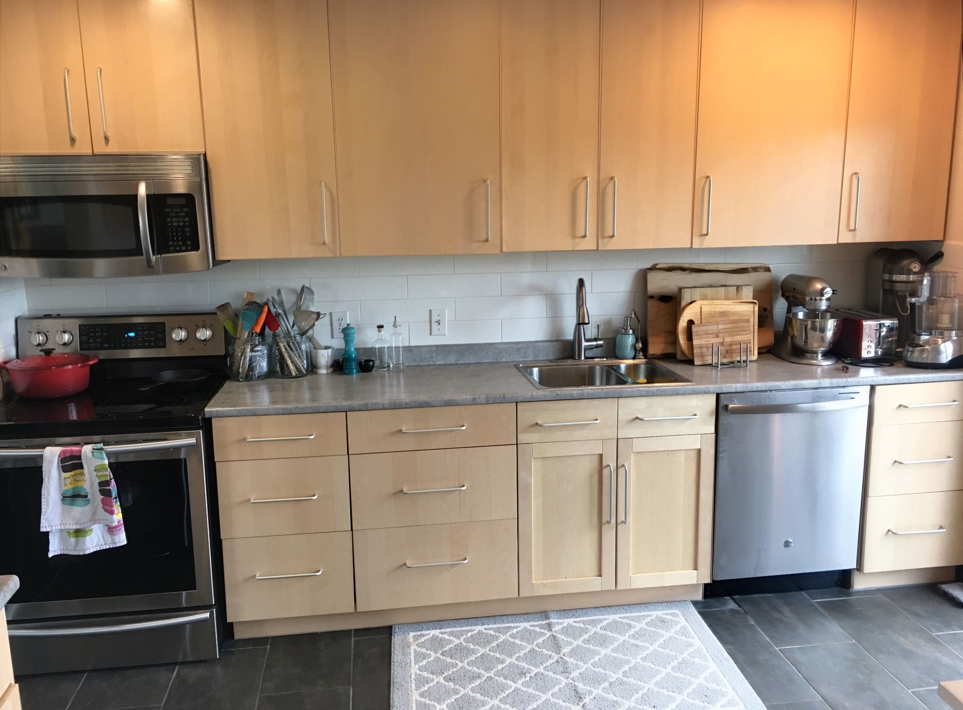 Spacious Vacation Home minutes from Wellington, walking distance to wineries.