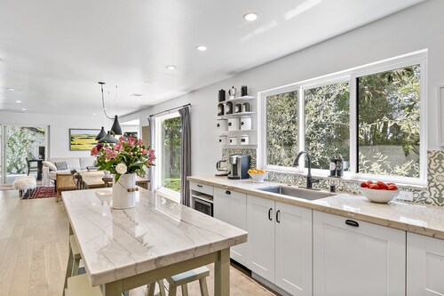 Twin Oaks • Pool, Garden, Terrace, Bocce & Hot tub