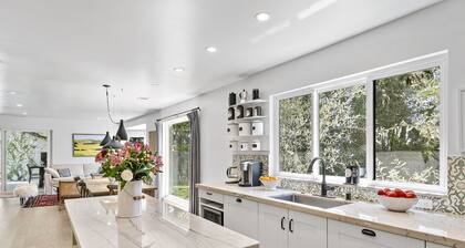 Twin Oaks • Pool, Garden, Terrace, Bocce & Hot tub