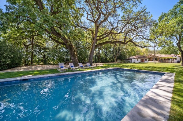 Outdoor pool, a heated pool