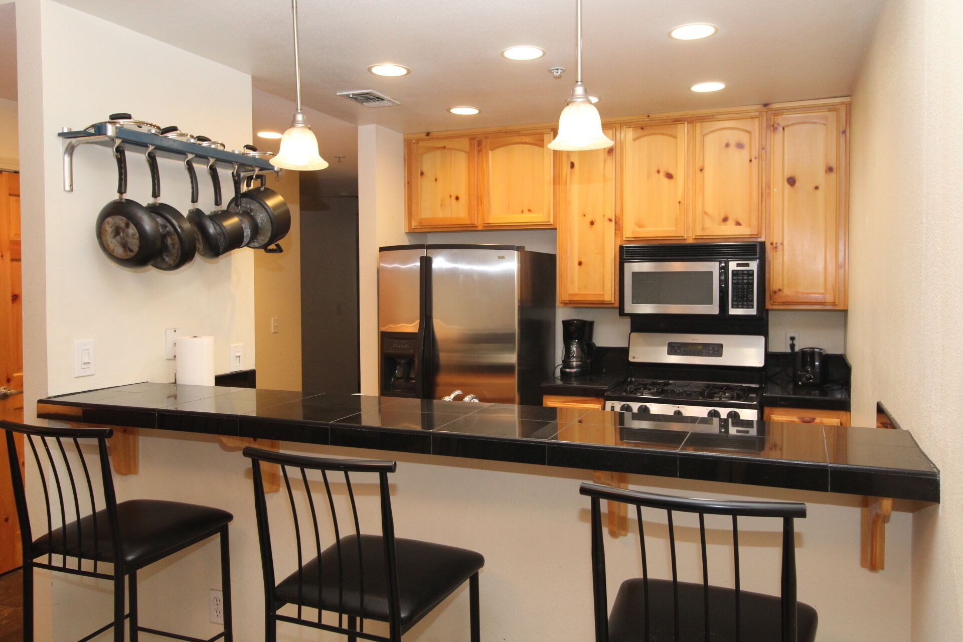 Squaw Valley: Tavern Inn condo, community hot tub/sauna