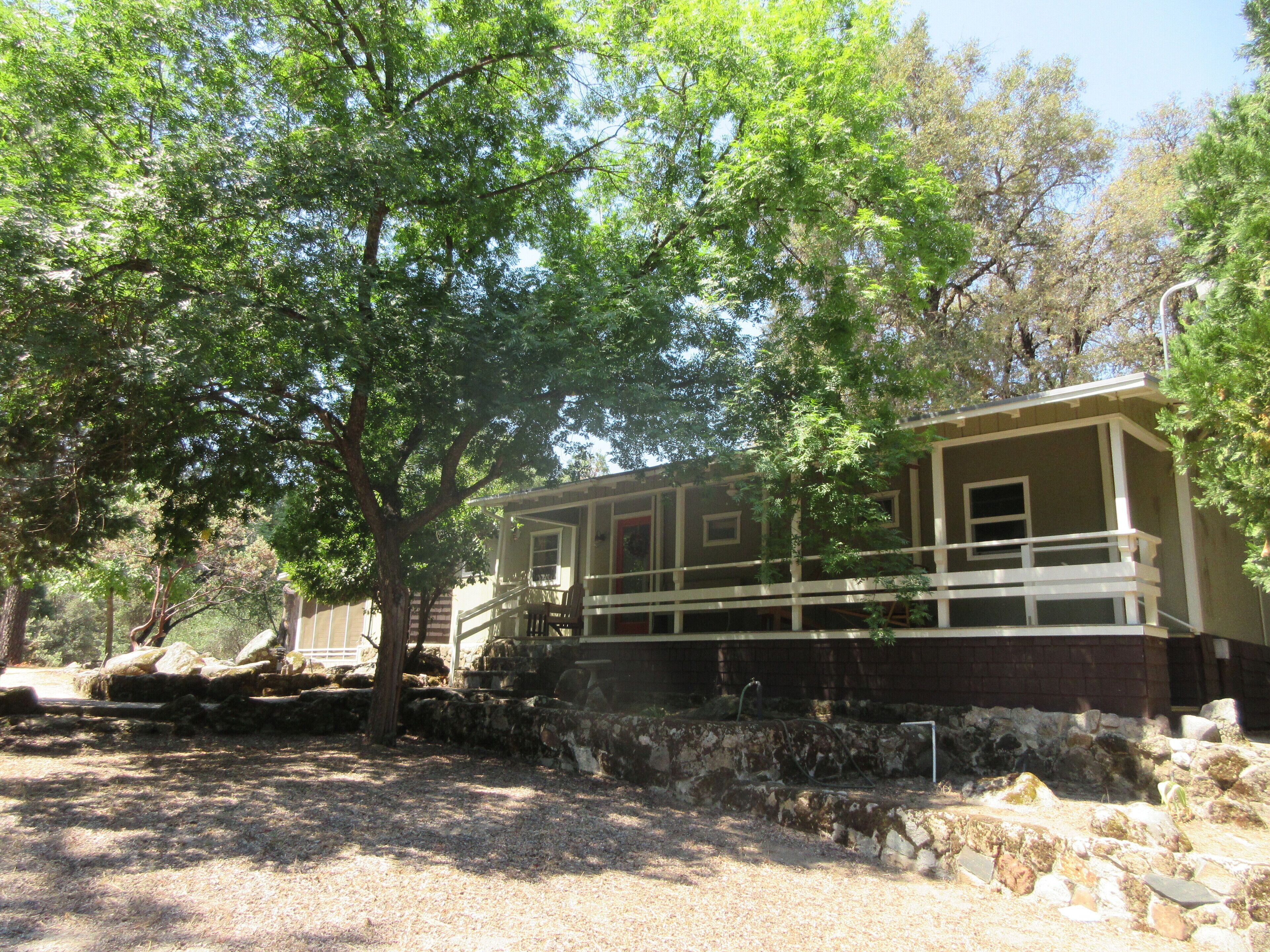 Best location in Oakhurst to Bass Lake and Yosemite & Fresno