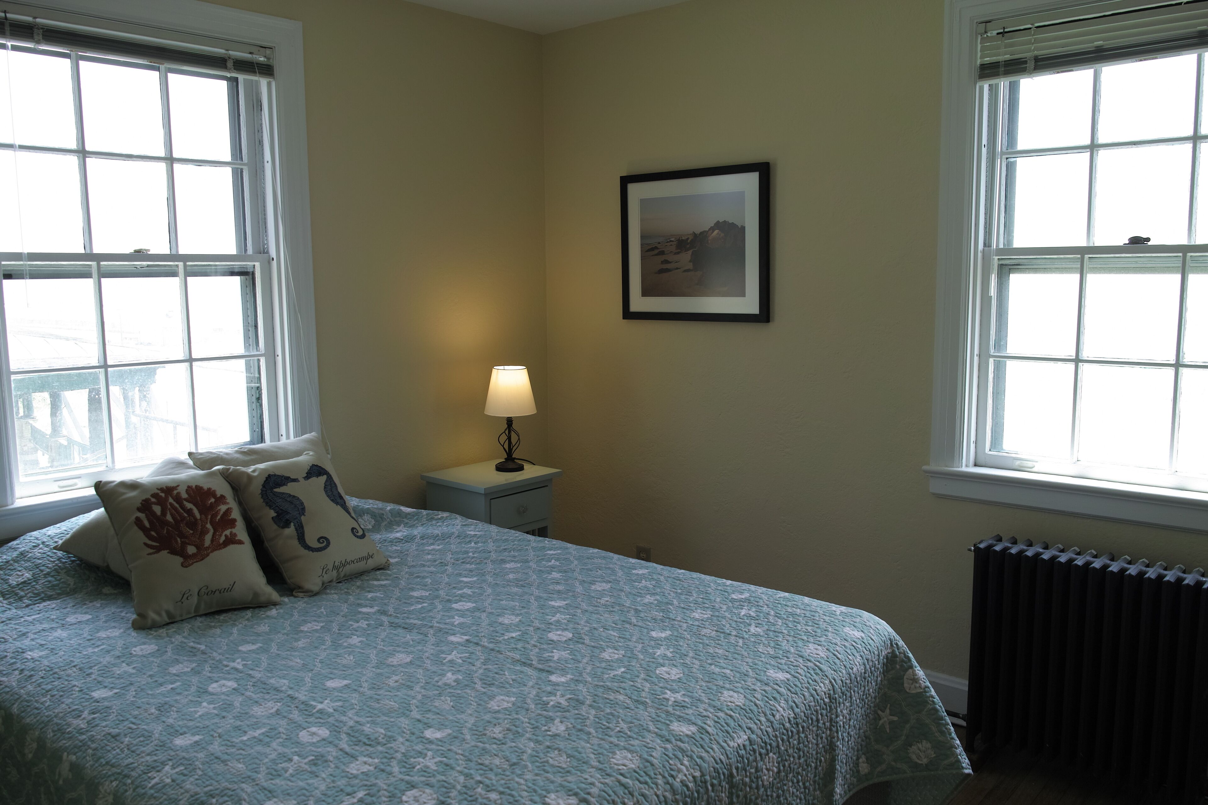 Bayfront home with sunsets, close to beach on Sandy Hook in Fort Hancock