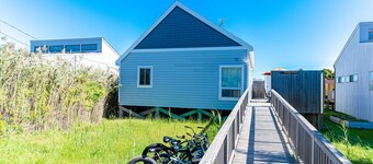 Updated home in great location with spacious living & outdoor features