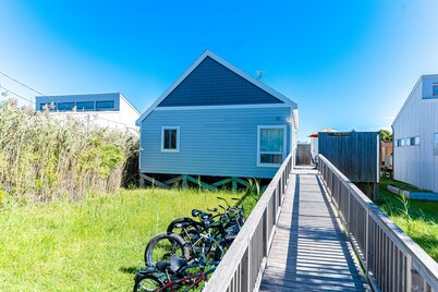 Updated home in great location with spacious living & outdoor features