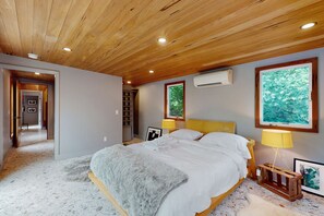 3 bedrooms, Internet, bed sheets, wheelchair access