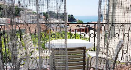 PRAG APARTMENTS ULCINJ: Familienapartments mit Meerblick im Herzen der Stadt