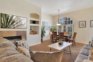 TV, fireplace, offices